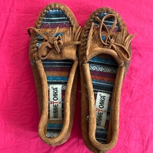 Minnetonka moccasin leather